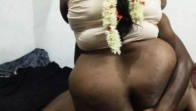 Tamil Hot Couple Fucking Hard in Bed - Big Tits Aunty Takes It Doggy Style - xxxfiles.com - India