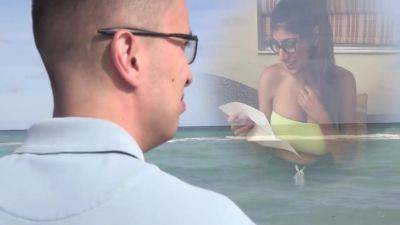 Lucky Nerd Loses Virginity To The #1 Pornstar In The World With Mia Khalifa - hotmovs.com