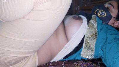 Warm Up The Hot Stepsister-in-law And Fuck Her Properly - desi-porntube.com - India