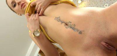 Emily Thorne - Cum eating during hardcore fucking - inxxx.com