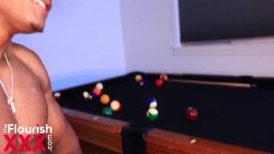 Taylor Nicole - DP Threesome with 8ball in ass of Taylor Nicole - hotmovs.com