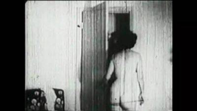 Vintage European Sex Scene 3 - Part 2: Blowjob, Cumshot, and Facial in HD - veryfreeporn.com