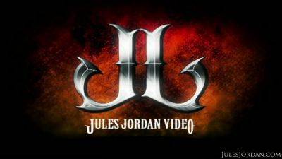Jules Jordan - Jada Stevens Gives Jules Jordan A Tour Of Her Ass - Exclusive Scene - JulesJordan - hotmovs.com - Jordan