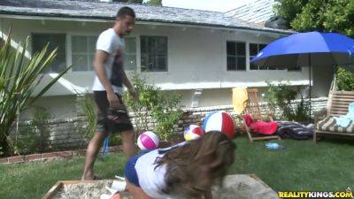 Pink In The Middle - RealityKings with Renato, Nicole Evans - hotmovs.com