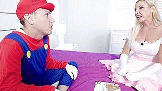 Milf princess deep ass fucked by Mario - ah-me.com
