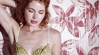 Heidi Romanova looks amazing in lingerie - ah-me.com