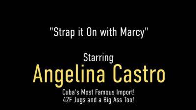 Wiggle Wiggle Twerk Duo Angelina Castro and Marcy Diamond - hotmovs.com