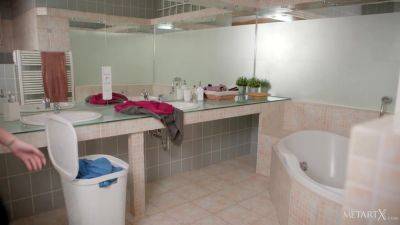 Olivia Sparkle - My First Dildo 2 - Olivia Sparkle - hotmovs.com