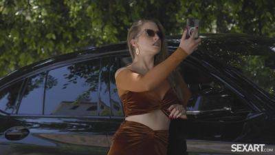 Vince Karter - Octavia Red - Neighbors - Octavia Red & Vince Karter - hotmovs.com