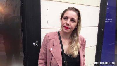 Zora, 24 Years Old, The Double Pleases Her - hotmovs.com