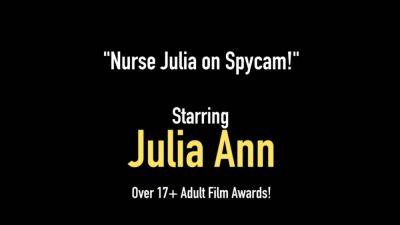 Horny Voyeur MILF Julia Ann Fucks a Lucky Hard Cock - hotmovs.com