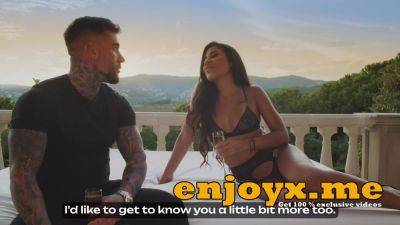 Andrea Retali and her magnificent sunset in the background give an outstanding sex - love torrid gonzo porn! - hotmovs.com