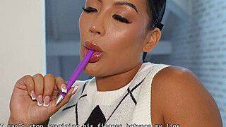 Mariana Martix - Duncan Saint - Horny College Masturbates in Class Dreaming About Her Teacher Fucking Her - Mariana Martix & Duncan Saint - ah-me.com - Japan