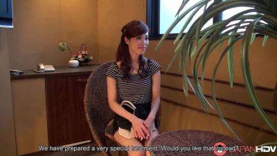 Yura Hitomi Gets Hot Tantric Massage from Male Masseur - Japanese Housewife Fucked Hard - porntry.com - Japan