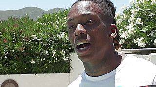 Savvanah Storm Sucks & Gets Fucked By A Huge Dick Outside - ah-me.com