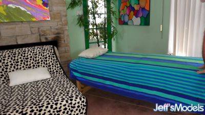 Shanelle Savage is a chubby BBW with a big ass and tits who loves to suck and fuck older men's cocks - sexu.com