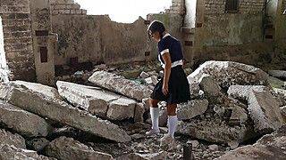 Hot girl spanks herself and masturbates in derelict building - ah-me.com