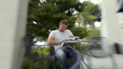 London Keyes - Television Tits With Levi Cash, Jade Kennedy, London Keyes - Brazzers - hotmovs.com - Japan