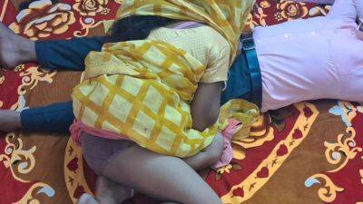 Desi Hot Student 18+ - desi-porntube.com - India