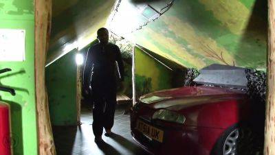 Luci Clare Dogging Adventure with BBC and Cum on Tits - veryfreeporn.com