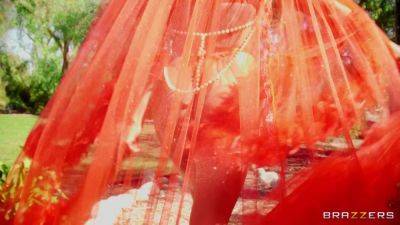 Perfection In Pearls With Luna Star, Michael Stefano - Brazzers - hotmovs.com