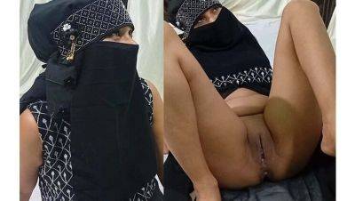 Desi Muslim Sister-in-Law in Hijab Gets Wet and Wild with Hot Kissing and Tight Pussy Action - porntry.com - India - Indonesia
