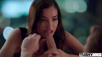 Some Girls Need A Serious Dose Of Adrenaline - hotmovs.com