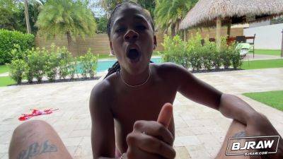 Hazel Grace - Is A Horny Neighbor With Romeo Mancini And Hazel Grace - txxx.com