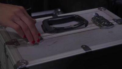 Hard Squeeze 2 - Solange - hotmovs.com