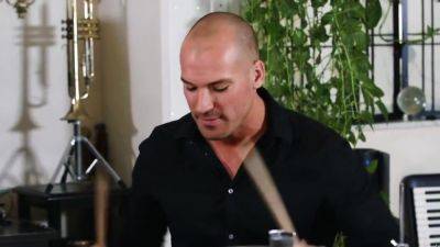 Lexi Lore In Neighbor Fucked Blonde Drummer, So It Was Not Difficult For Him To Rel - hotmovs.com