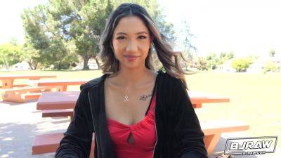 Giving It All To Kimora - hotmovs.com