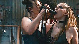 Casey Calvert - Jane Wilde - Ana Foxxx - Serene Siren - All girl gangs battling it out with sex - ah-me.com