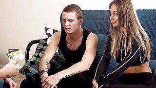 HUNT4K. Thief has to watch his hot girl have fun with the homeowner - ah-me.com