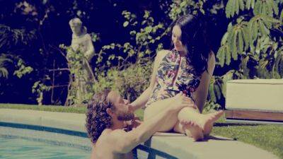 Brad Newman - Petra Blair And Brad Newman In Outdoors - Closer - Forplay Films - upornia.com