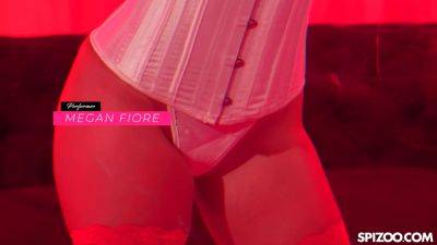 Megan Fiore Squirts And Receives a Facial After Intense Pounding - Spizoo - hotmovs.com