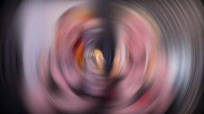 Robin Coffins Breaks In Tattoo Artist Madame Ouija Into Tattooing And Fucking! - hotmovs.com