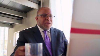 Xander Corvus - Blonde With Tight Pussy Asked For It In The Laundry Room For Hot - hotmovs.com