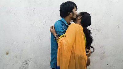 18+ Hot Girlfriends Dance Class Sex Videos in HD with Hindi Audio - xxxfiles.com