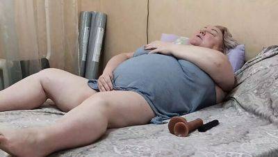 Hot MILF Zona901 Relaxes with Big Toys and Moans Loudly - veryfreeporn.com - Russia