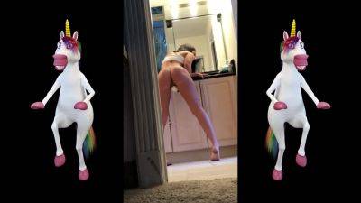 Massive Huge Tits Girl Fingers her Wet Dripping Pussy - txxx.com