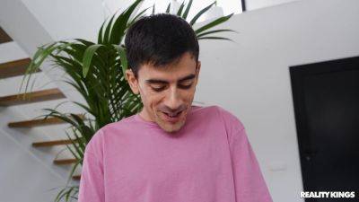 Anissa Kate - El Nino Polla - POV Spotter's Cock - RealityKings with Jordi El Nino Polla, Anissa Kate - hotmovs.com - France