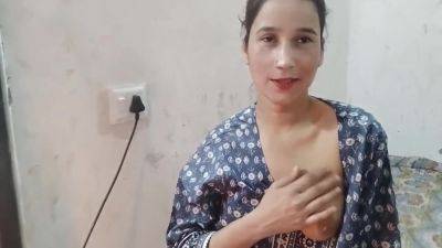 Collage Girl Ka Bathroom Mms Video In Hindi Me - desi-porntube.com - India