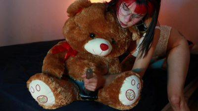 Teddy Bear - Sweet Slut Enjoys - hclips.com