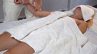 Pervert masseur being inappropriate with clients - ah-me.com