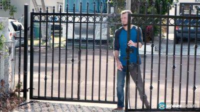 Brooklyn Springvalley gets her big tits and ass pounded by a lucky guy's hard cock - sexu.com