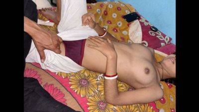 Desi Village Girl Tight Pussy Fuck - First Time Hardcore Sex with Indian Teen - veryfreeporn.com - India