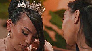 Kimmy Kimm - Asian babe comforts tgirl with a blowjob - ah-me.com