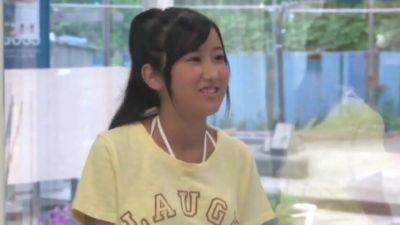 250302海で日焼けした美女とズコバコh3 - upornia.com