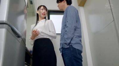 EYYLYWBXIISXSTPGSKm43ROYD189 - upornia.com