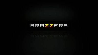 Big Twits In Uniform: Danny D Comes To America! With Jayden Jaymes, Danny D - Brazzers - hotmovs.com